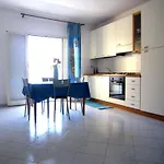 La Salinella Appartement *